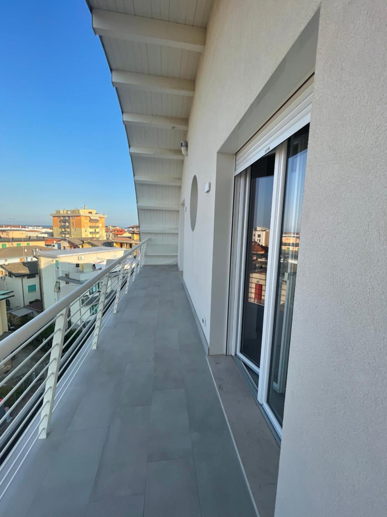 Woody Green Penthouse Sea View - Agenzia Cocal Caorle Zewnętrze zdjęcie